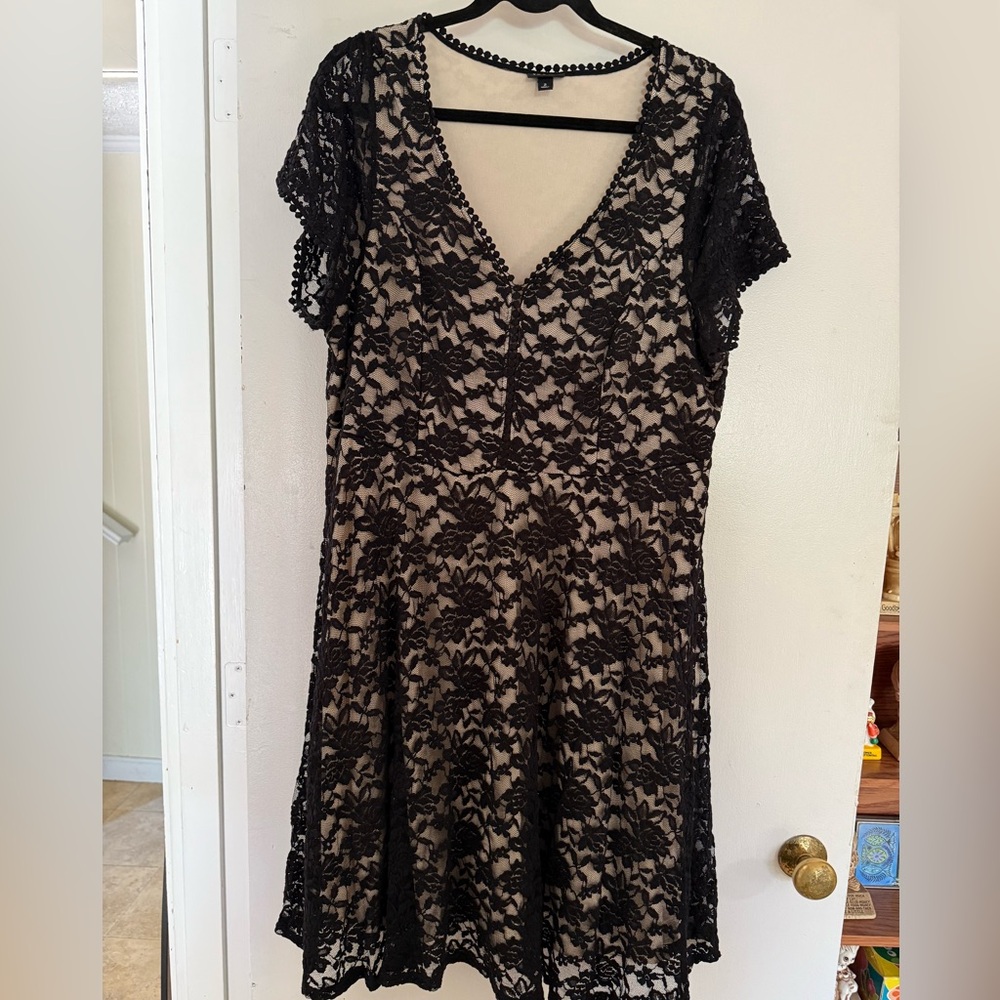 Torrid lace midi swing dress